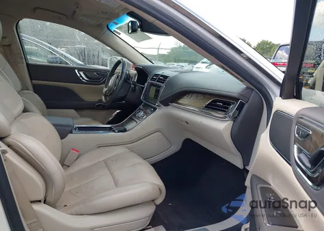 2017 Lincoln Continental Select z USA, uszkodzony, nr VIN 1LN6L9SK3H5606911